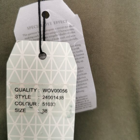 SIZE 8 SANDWICH Slim fit Tregging Dress Pants NWT - Picture 2 of 11